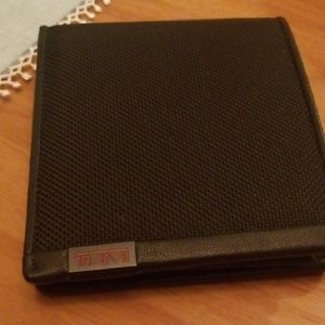 Tumi wallet